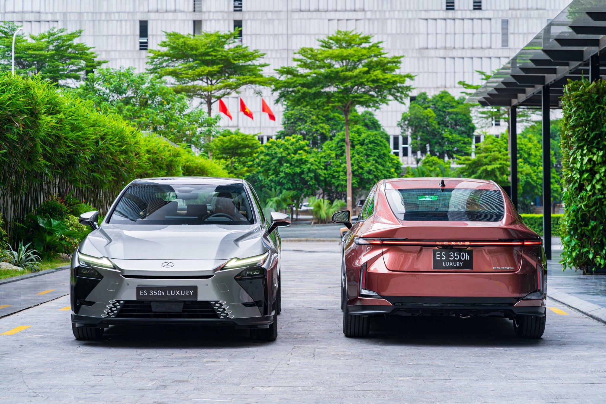 Lexus ES